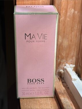 New Hugo Boss MA ViE eau de parfum.